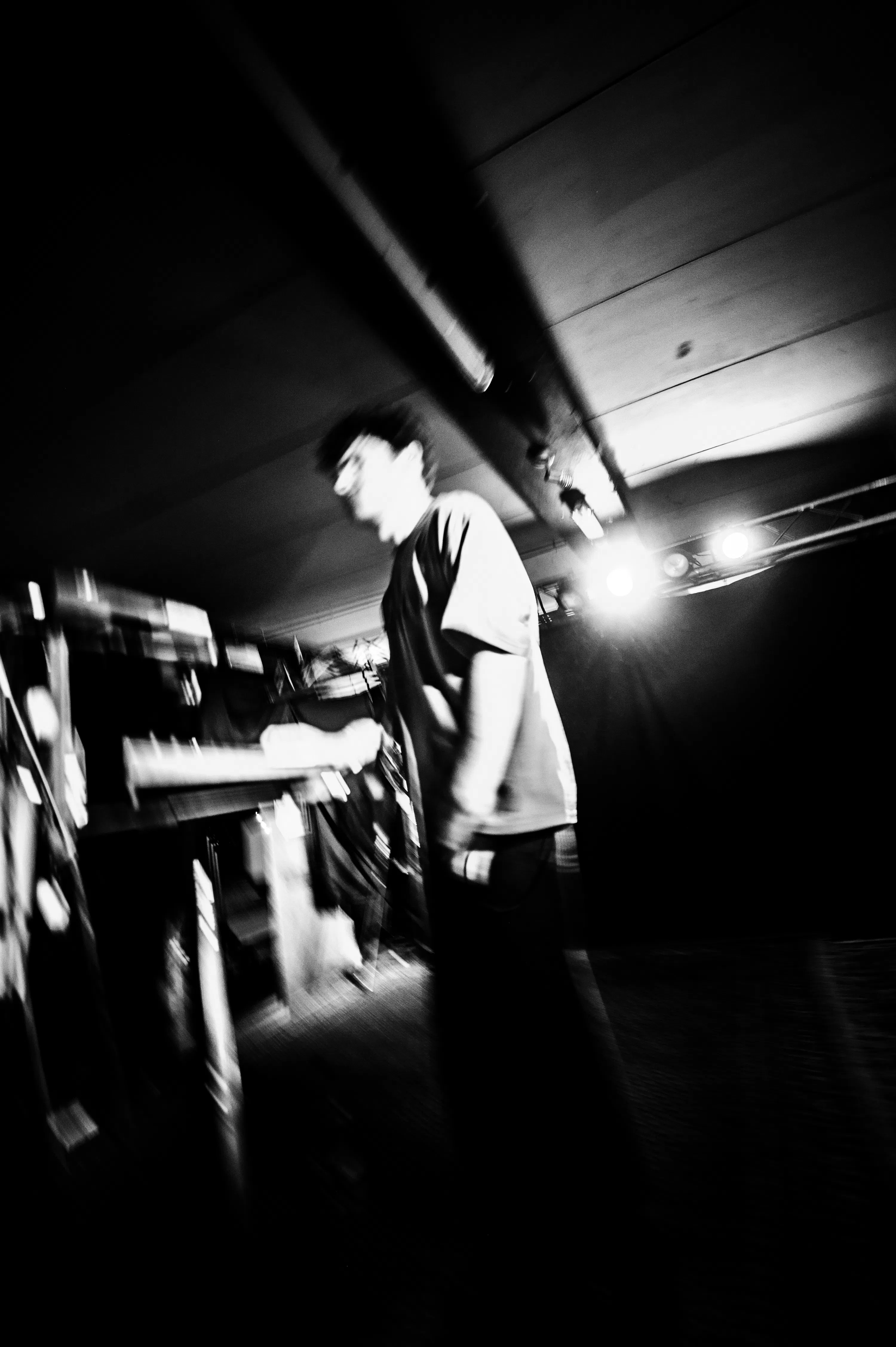 Standub performing live